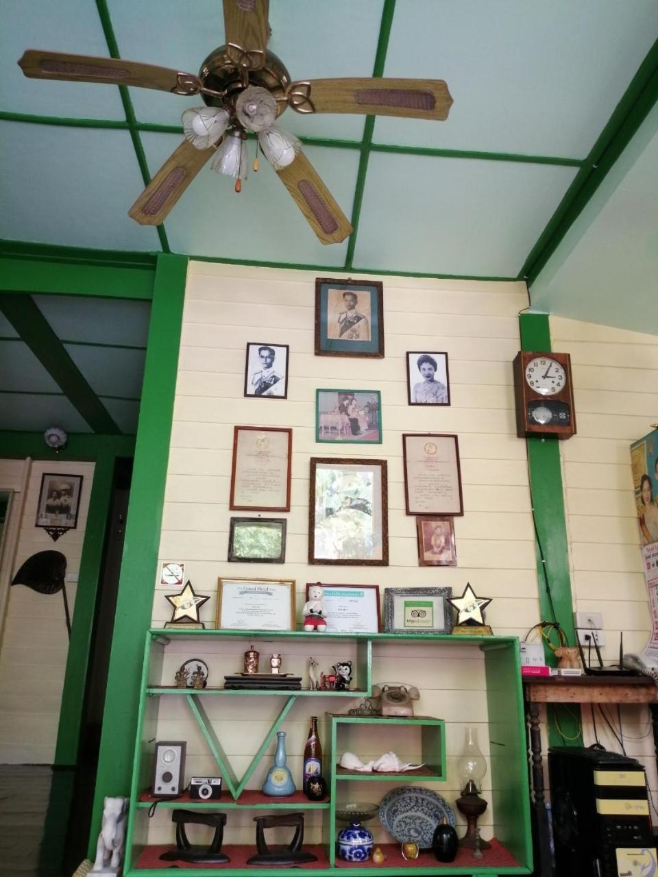 Baan Tepa Boutique House Panzió Bangkok Kültér fotó