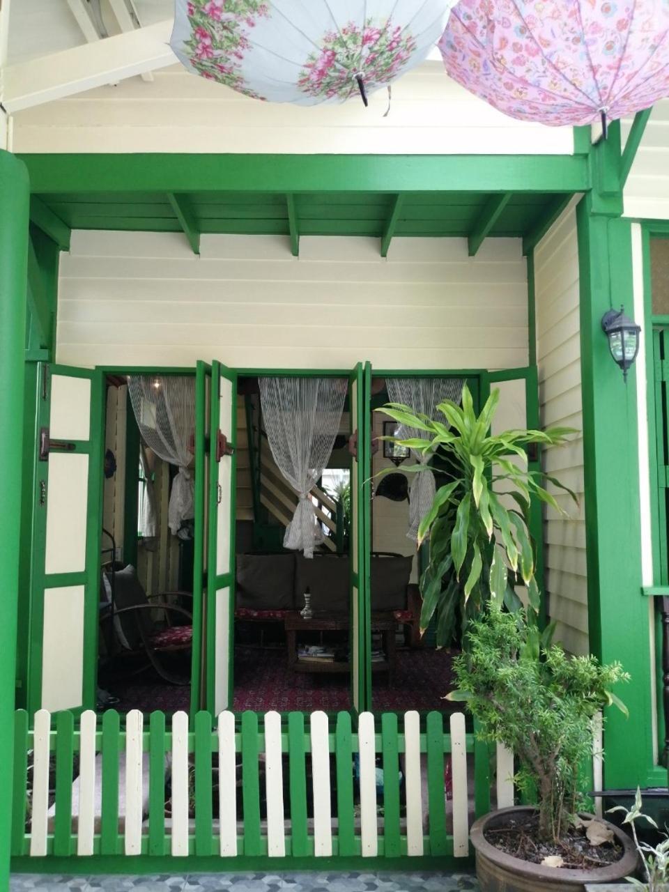 Baan Tepa Boutique House Panzió Bangkok Kültér fotó