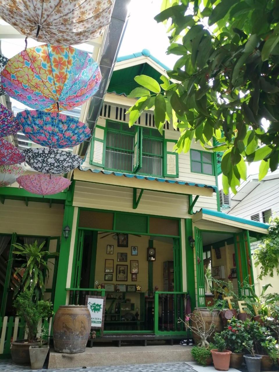 Baan Tepa Boutique House Panzió Bangkok Kültér fotó