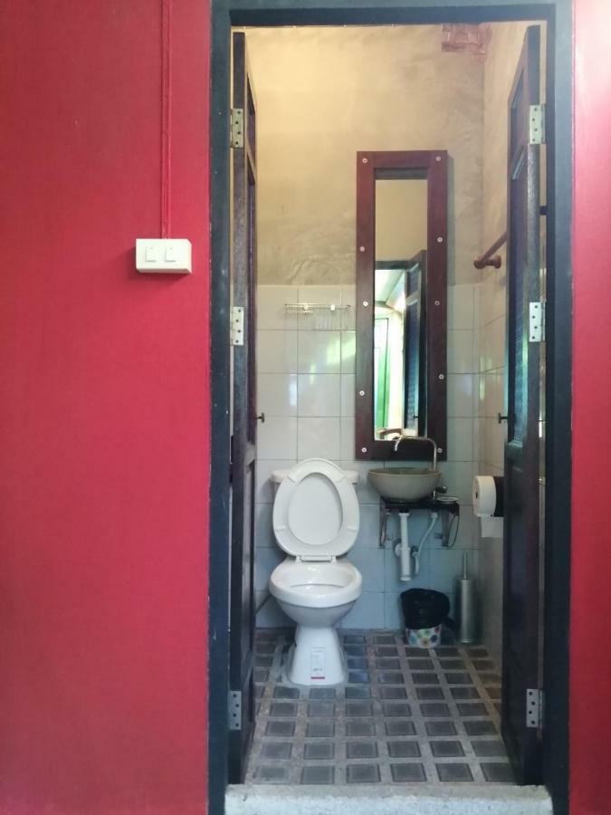 Baan Tepa Boutique House Panzió Bangkok Kültér fotó